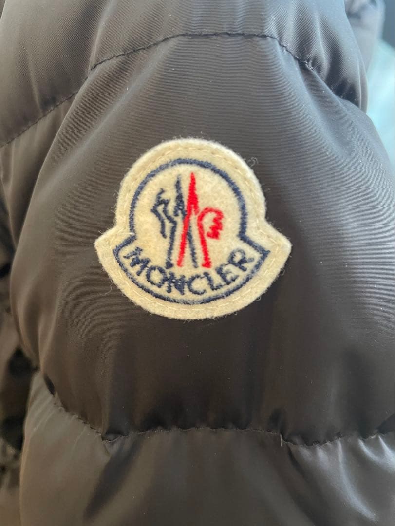 MONCLER モンクレール ダウン BETULA ベチュラ 黒