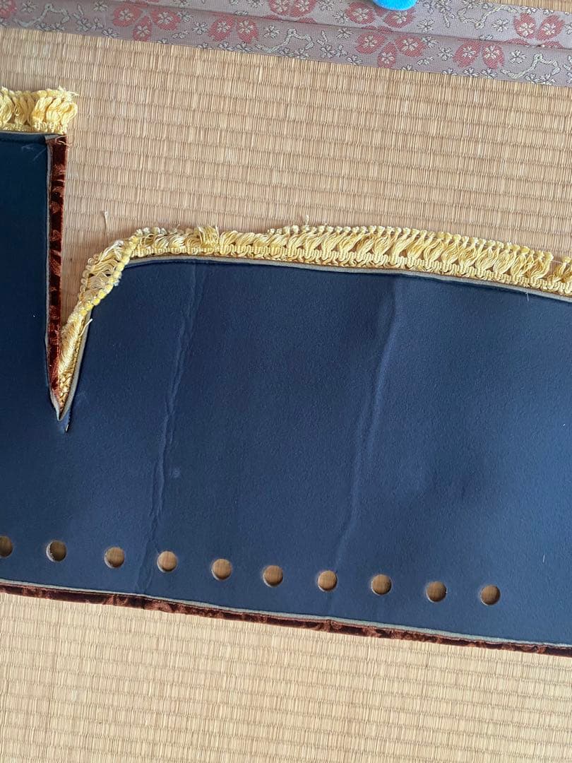 タ*ウ様 金華山ダッシュボードマット ローレルモケット 4tワイド