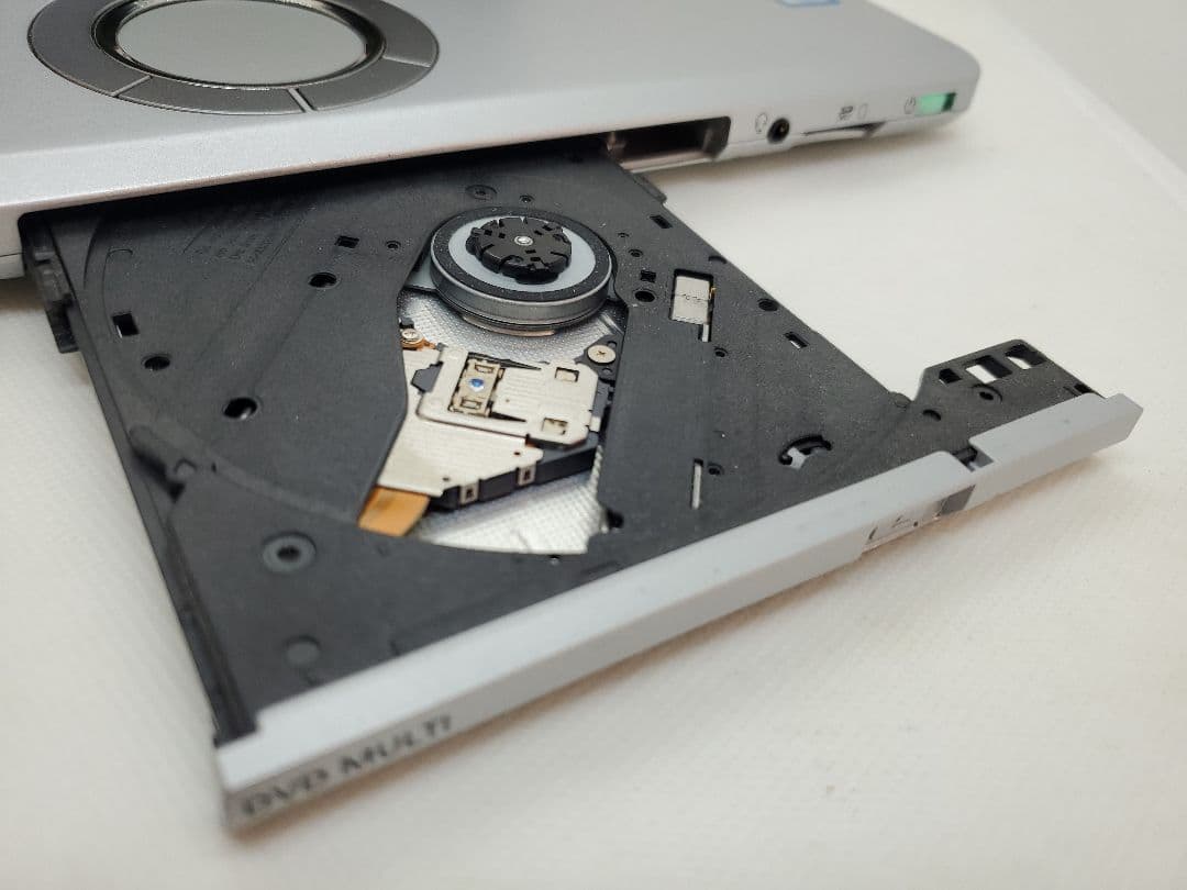 【毎日値下げ】レッツノート上位グレード★i7＆16GB★DVD