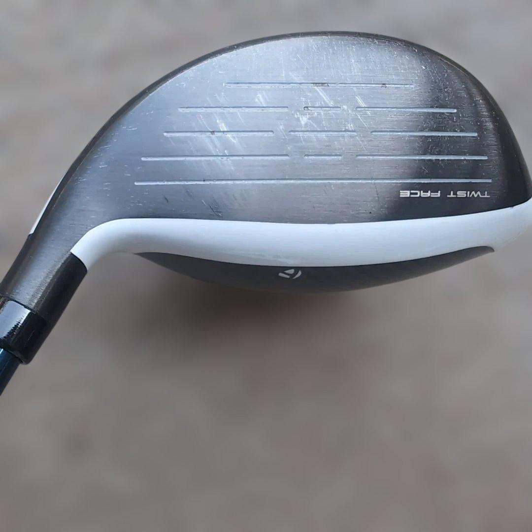 【格安本日限り出品即日発送】 テーラーメード、シム2MAX D 7W 22度