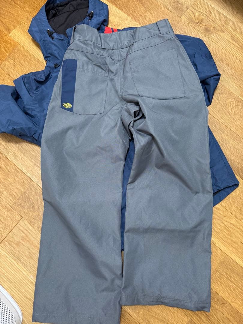 AIRBLASTER FREEDOM SERIES スノーボードウェアセット S