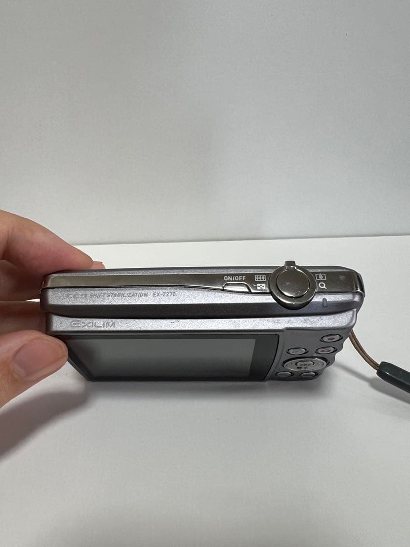【ぐっちゃん】CASIO EXILIM ZOOM EX-Z270GY
