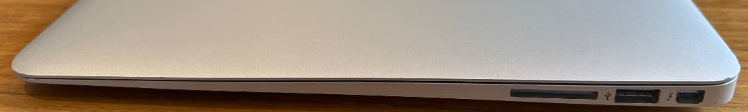 MacBook Air (13-inch, Mid 2012) 本体