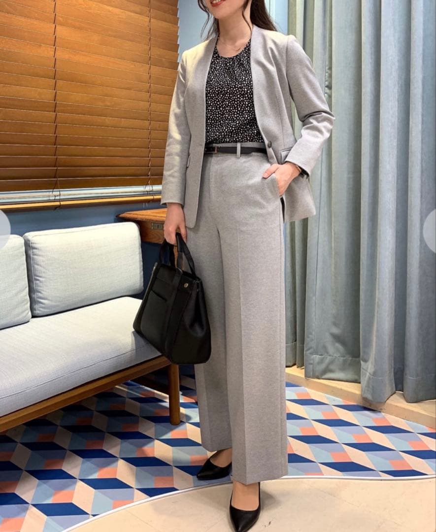 新品 アオキ⭐️ジュンコシマダ カルゼジャージー ノーカラーセットアップスーツ