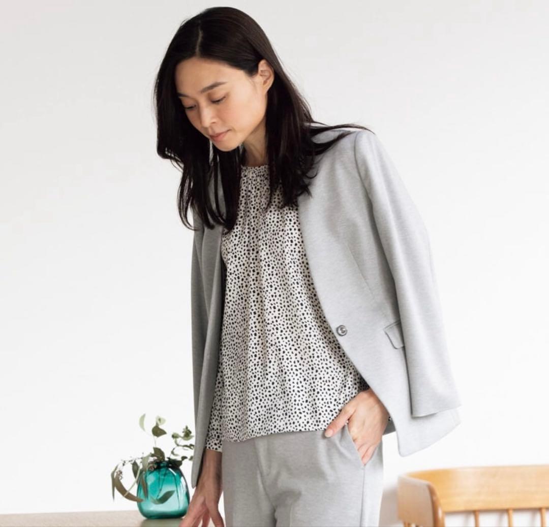 新品 アオキ⭐️ジュンコシマダ カルゼジャージー ノーカラーセットアップスーツ