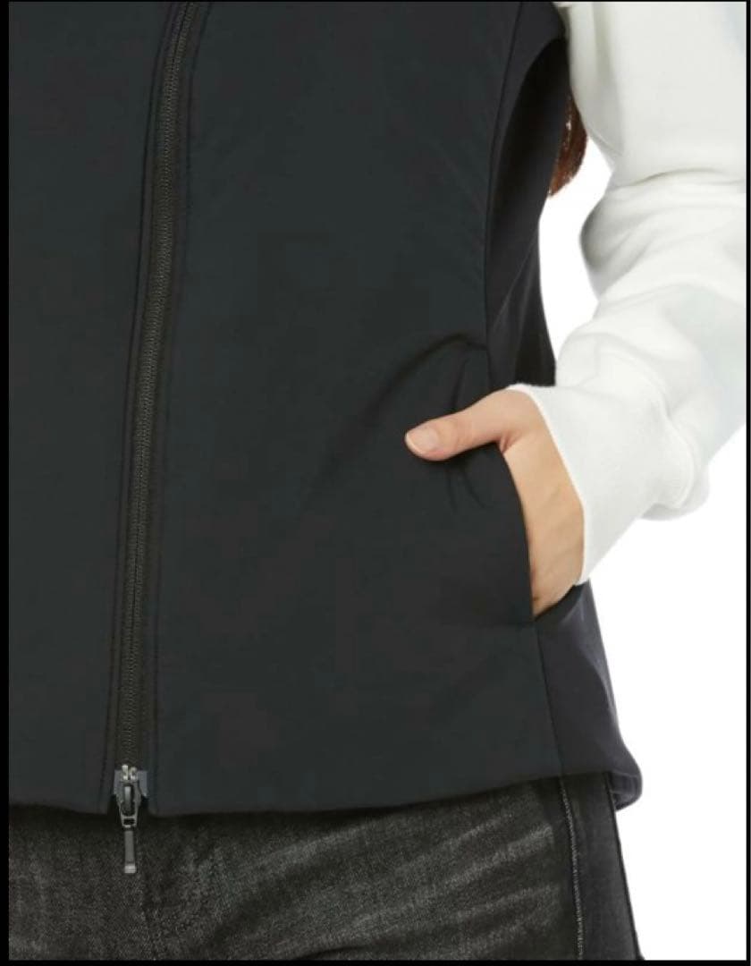 美品✨ Chacott チャコット　中綿　ベスト ダブルジップ　ブラック　M