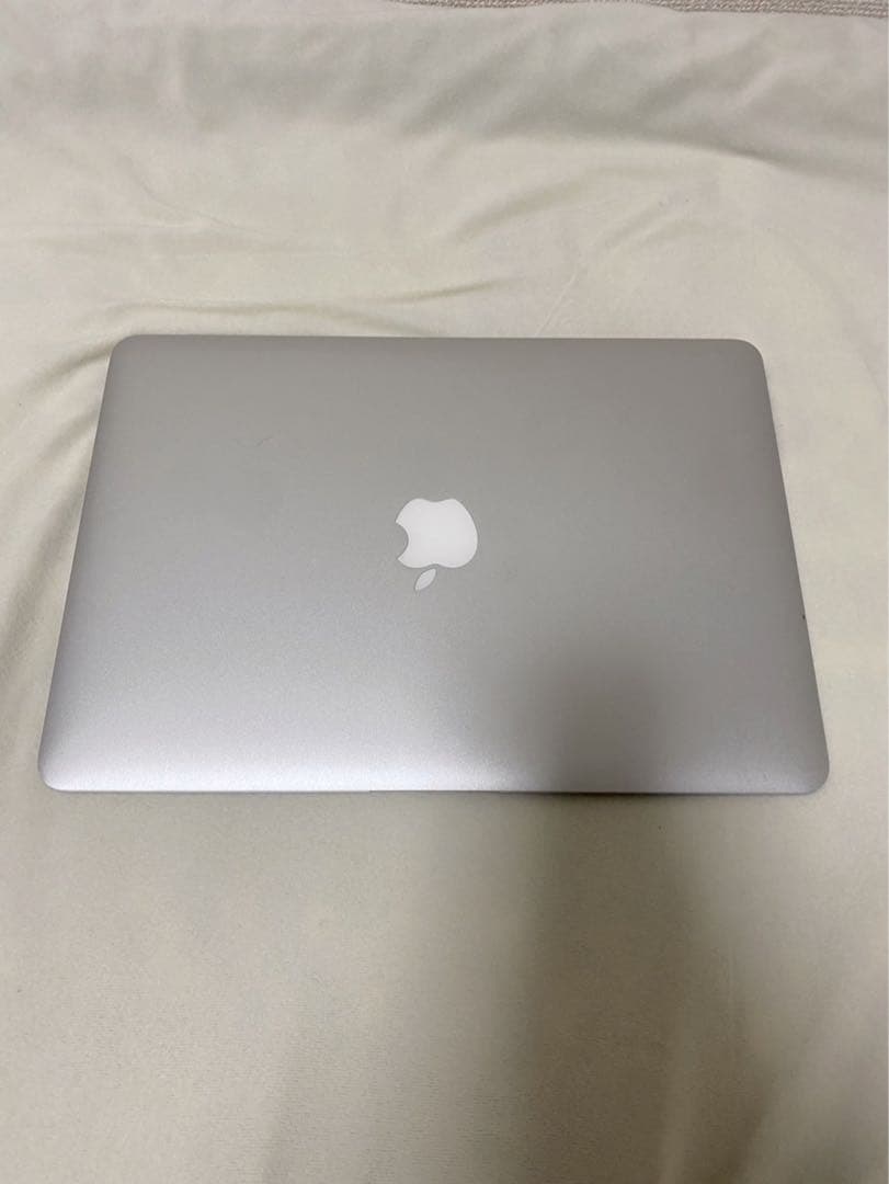 【バッテリー新品】MacBook Air 13