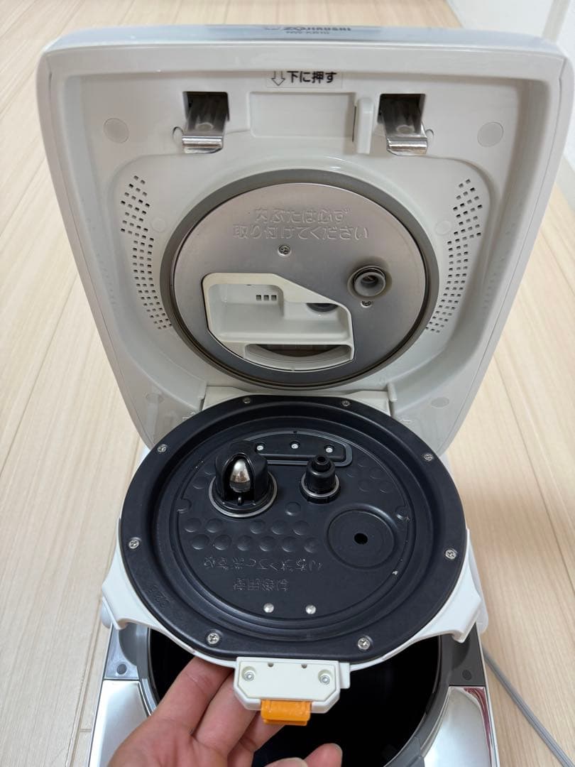 Zojirushi 炊飯器 NW-KB10 美品　2020年