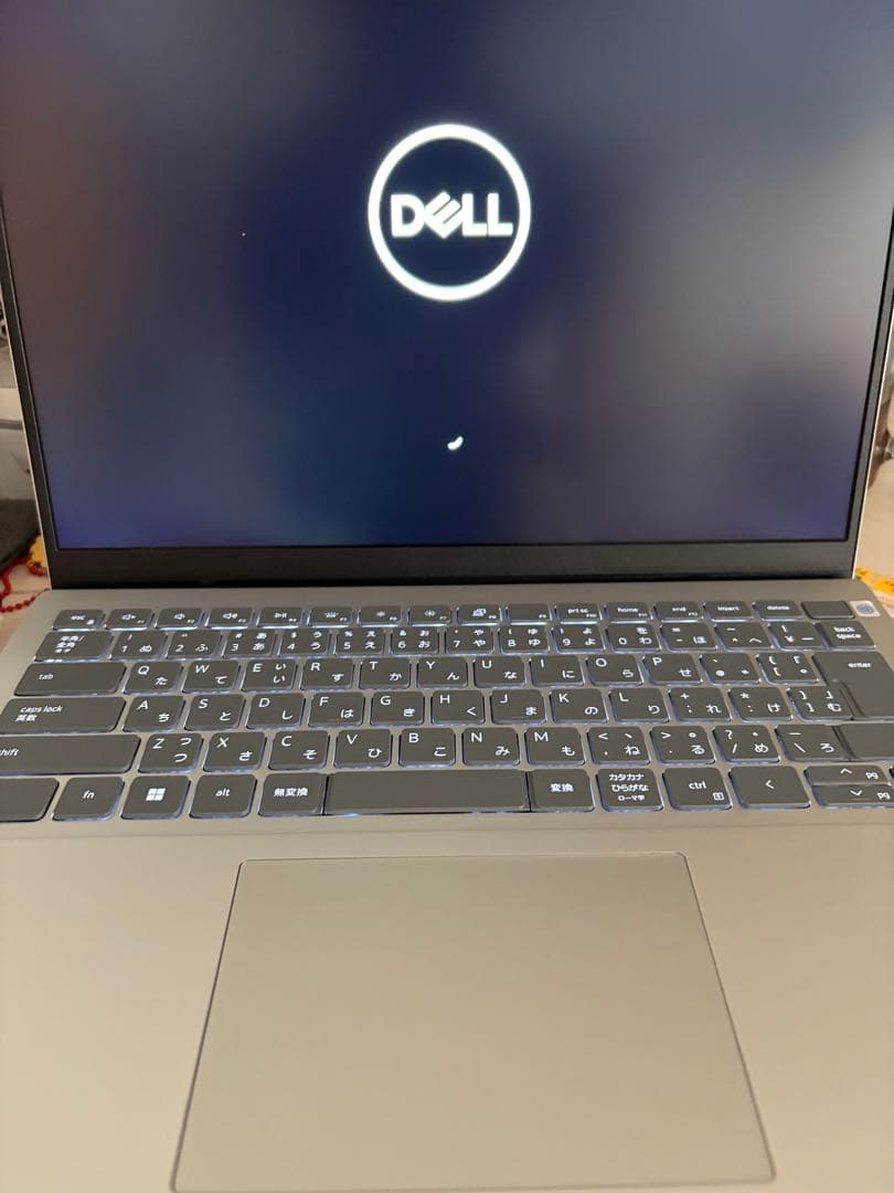 DELL ノートパソコン　シルバー　デル　insprin 14 5425