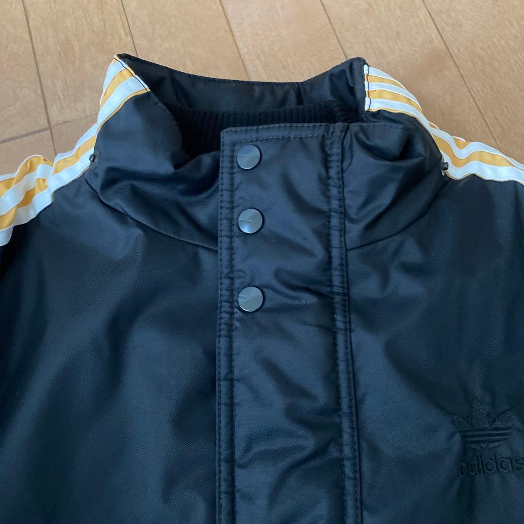 ☆アディダスオリジナルス　ベンチコート☆