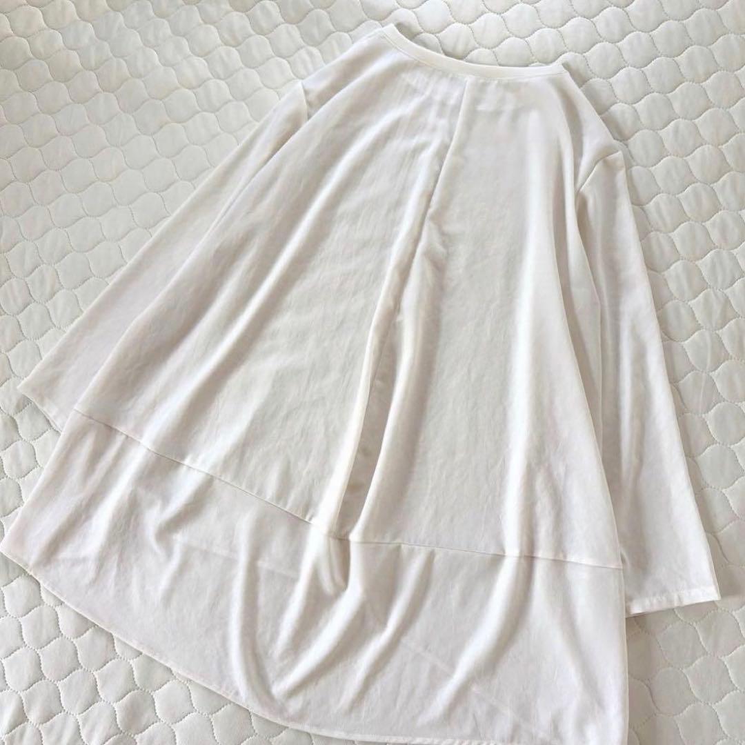 【美品】BEARDSLEY 後ろドレープTブラウス　アイボリー