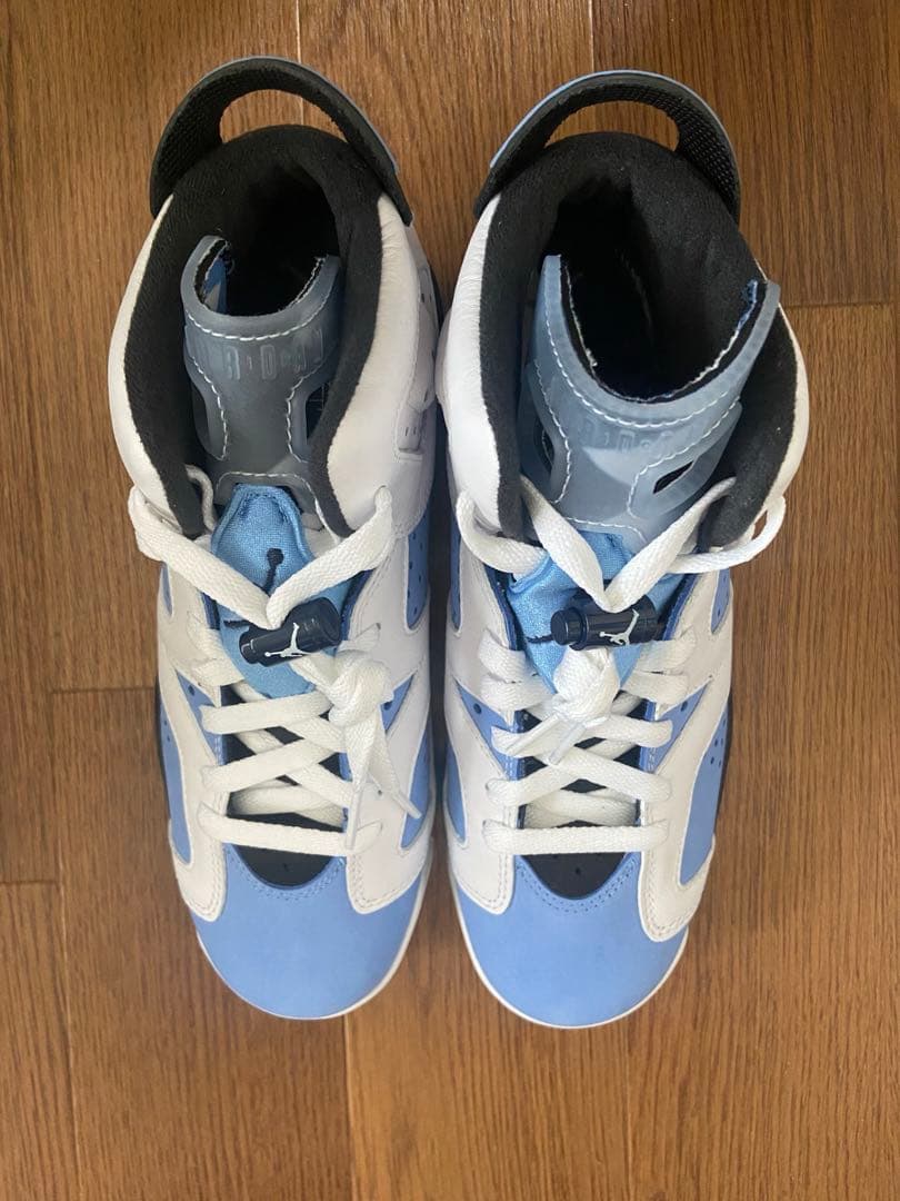 【新品】エア ジョーダン 6 ユニバーシティブルー　24cm