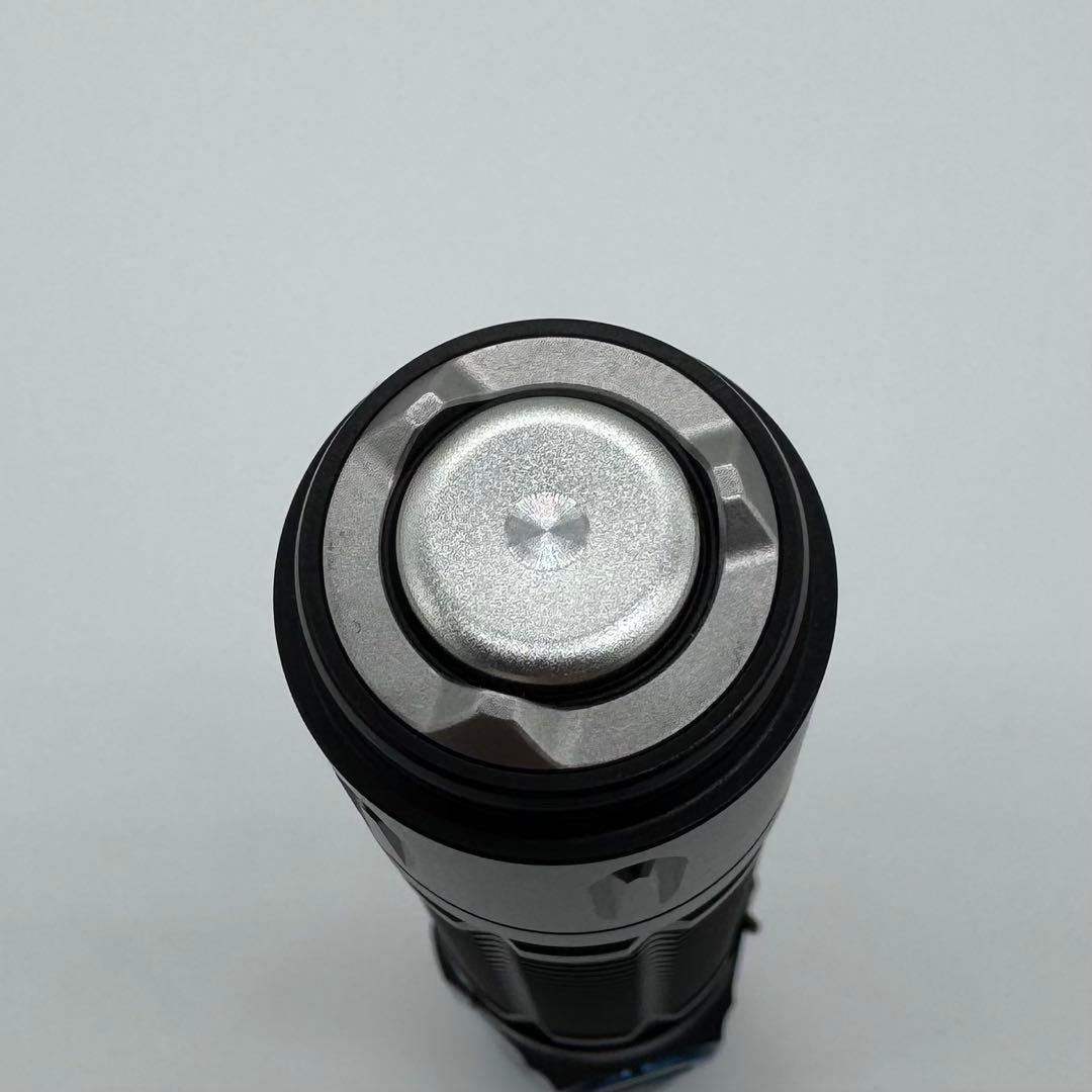 ライト・ランタン Olight Warrior 3S