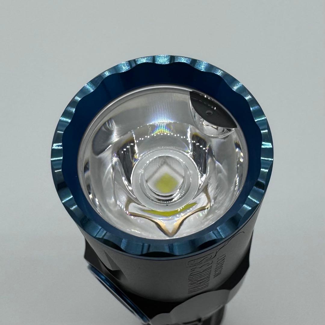 ライト・ランタン Olight Warrior 3S