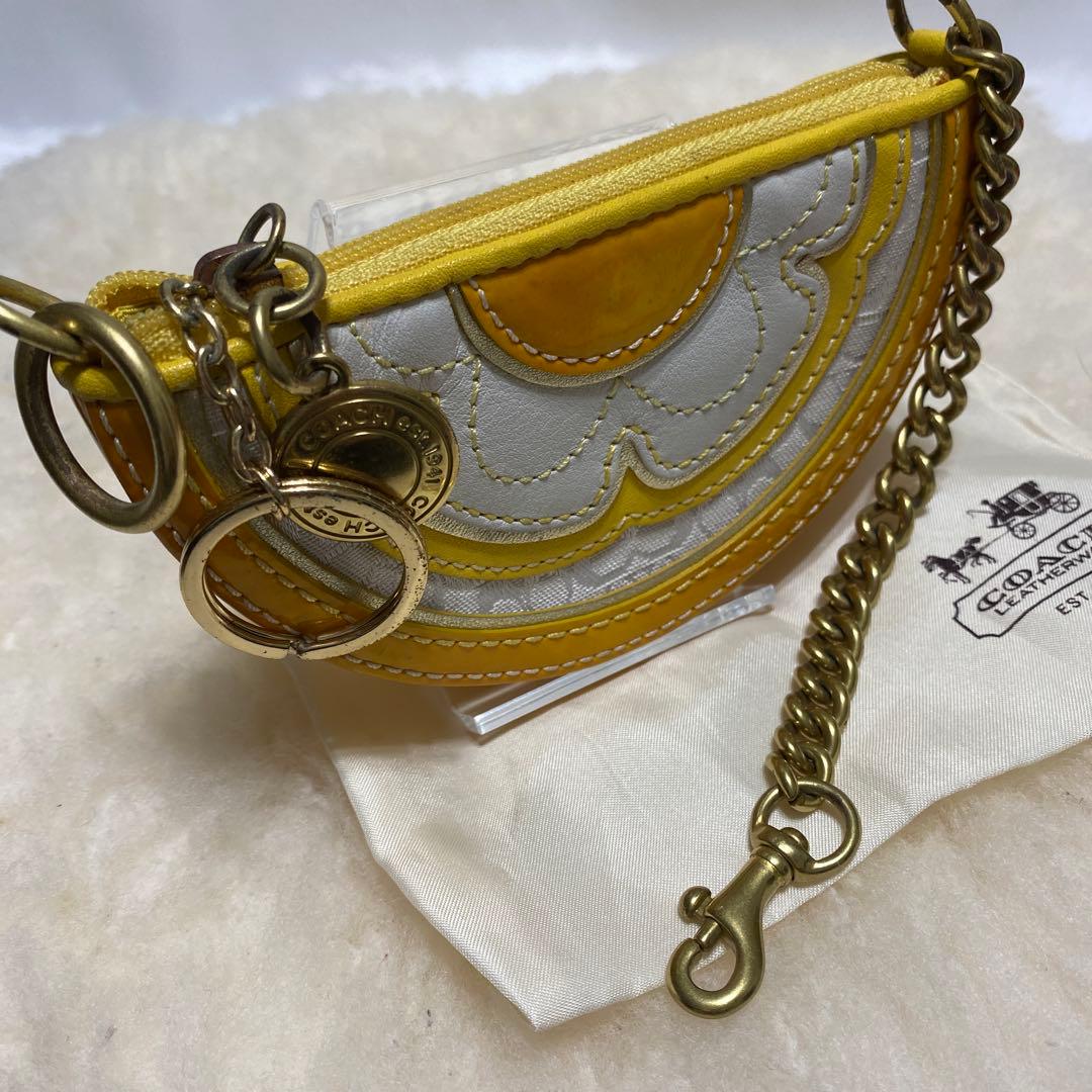 コーチ　COACH　チャームポーチ　入れ　キーリング、チェーン付