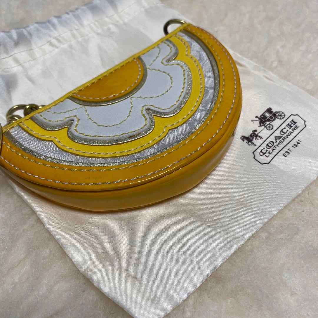 コーチ　COACH　チャームポーチ　入れ　キーリング、チェーン付