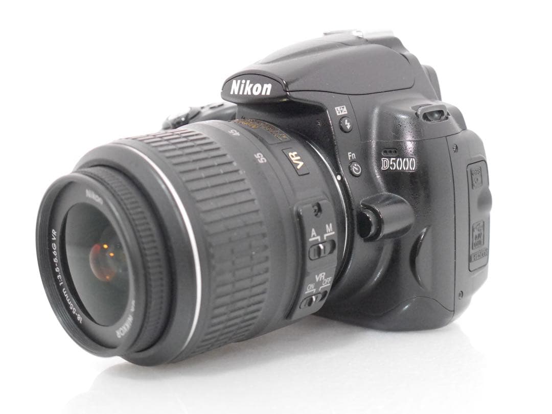 Nikon D5000 レンズキット