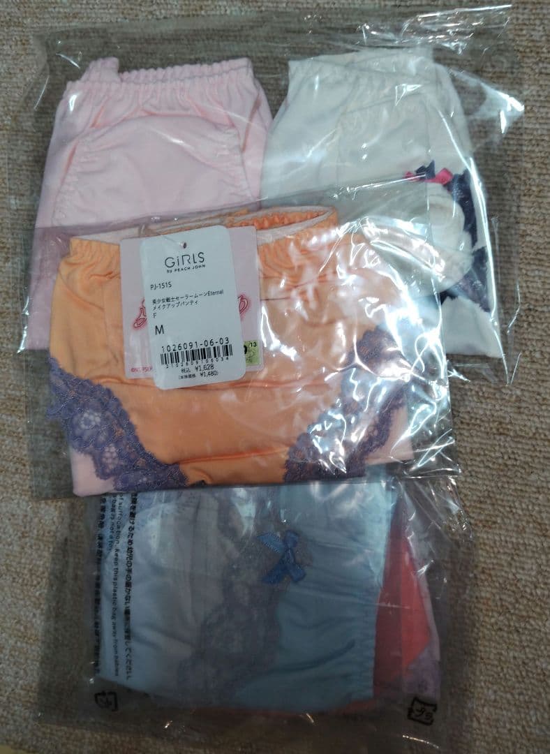 PEACH JOHN ショーツ 5点セット M　セーラームーン　希少品