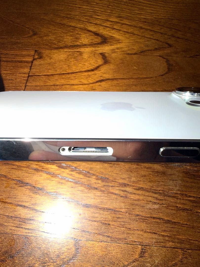 ゆ*あ様 iPhone14Pro 128GB シルバー