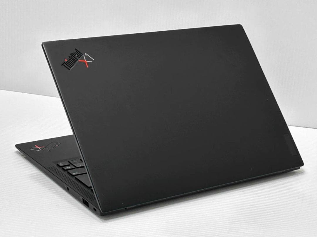 第11世代Core i5 ThinkPad X1 Carbon Gen9 16G