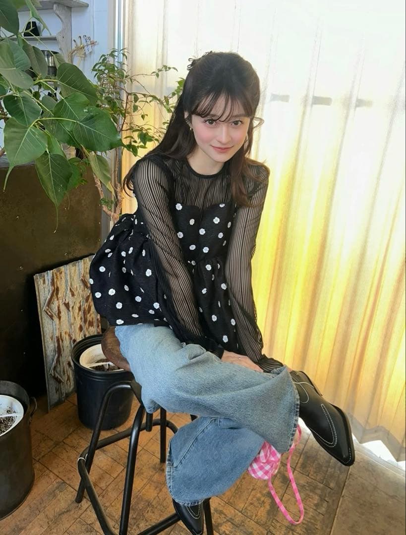 Bibiy. BIANCA BLOSSOM TOP 〔BLACK〕