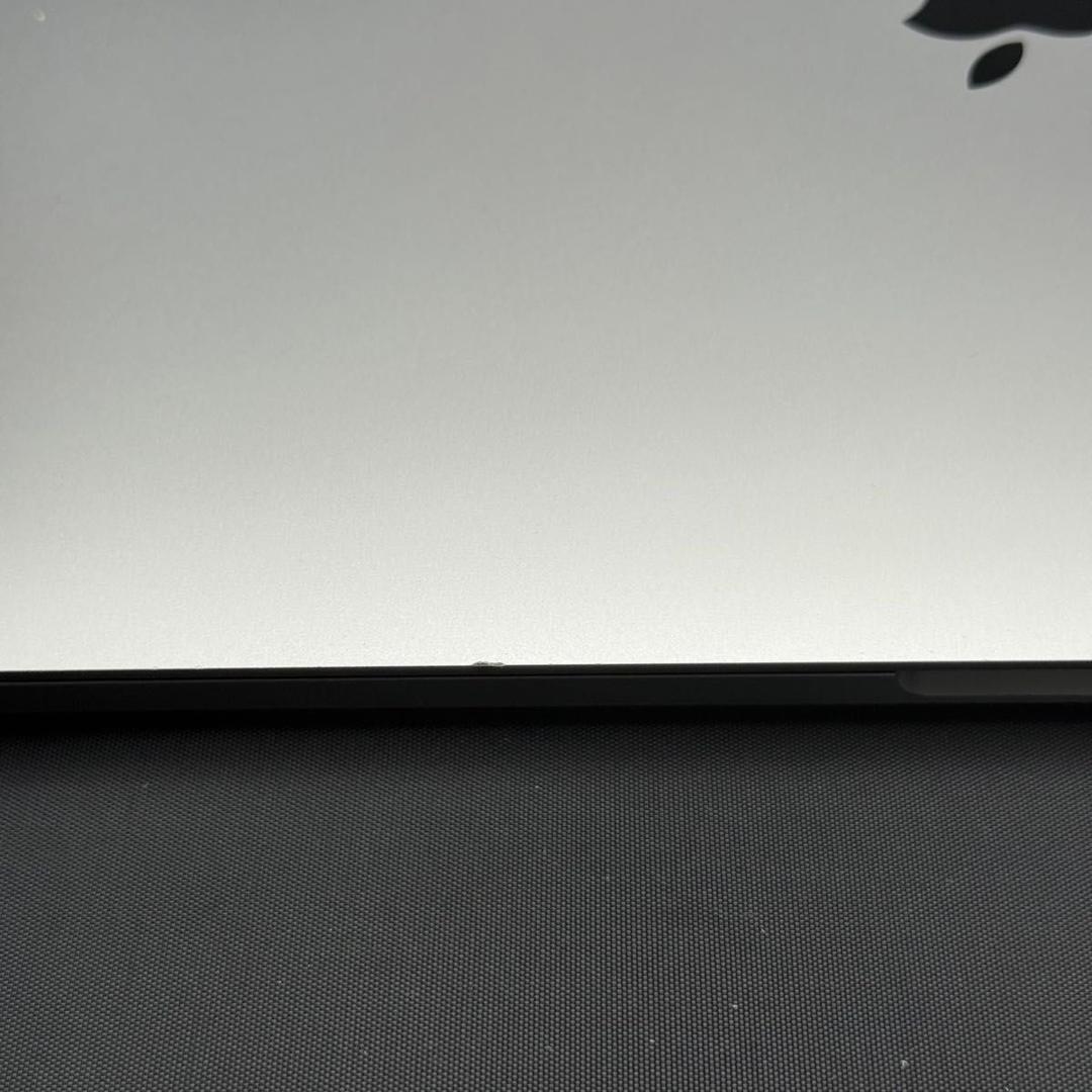 MacBook Pro 2020 M1 MYD92J/A シルバー　完品