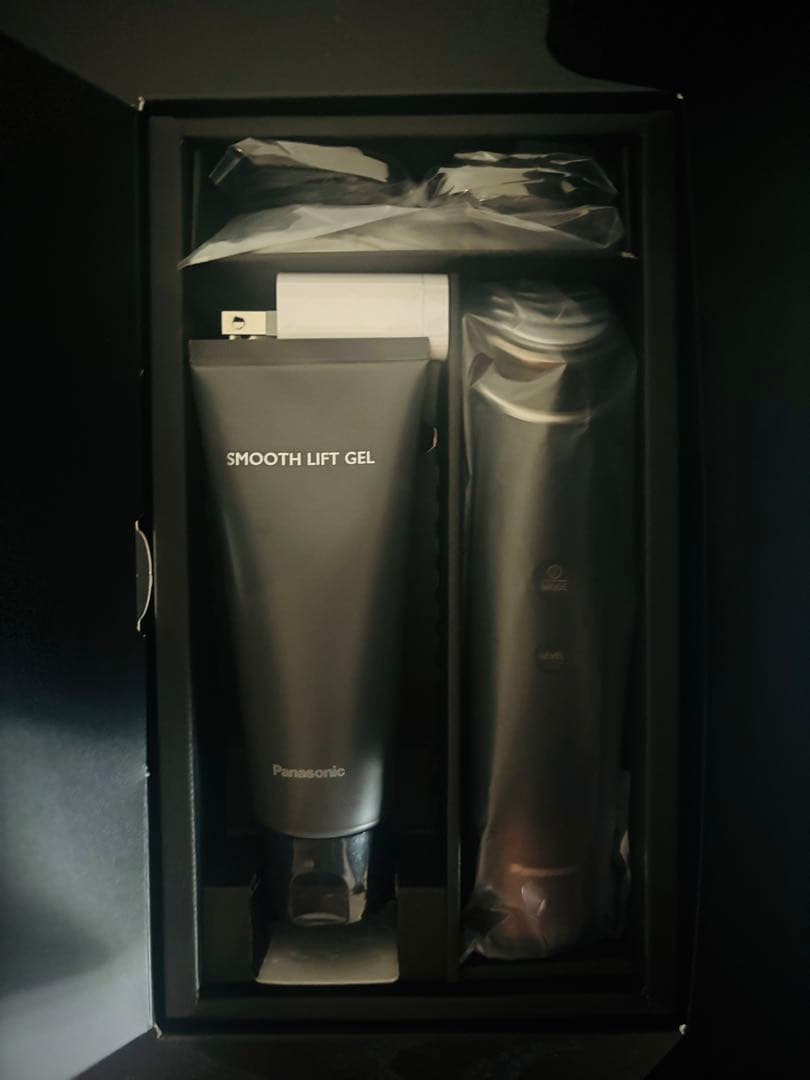 新品同様：VITALIFT バイタリフトRF EX EH-SR86 （美顔器）