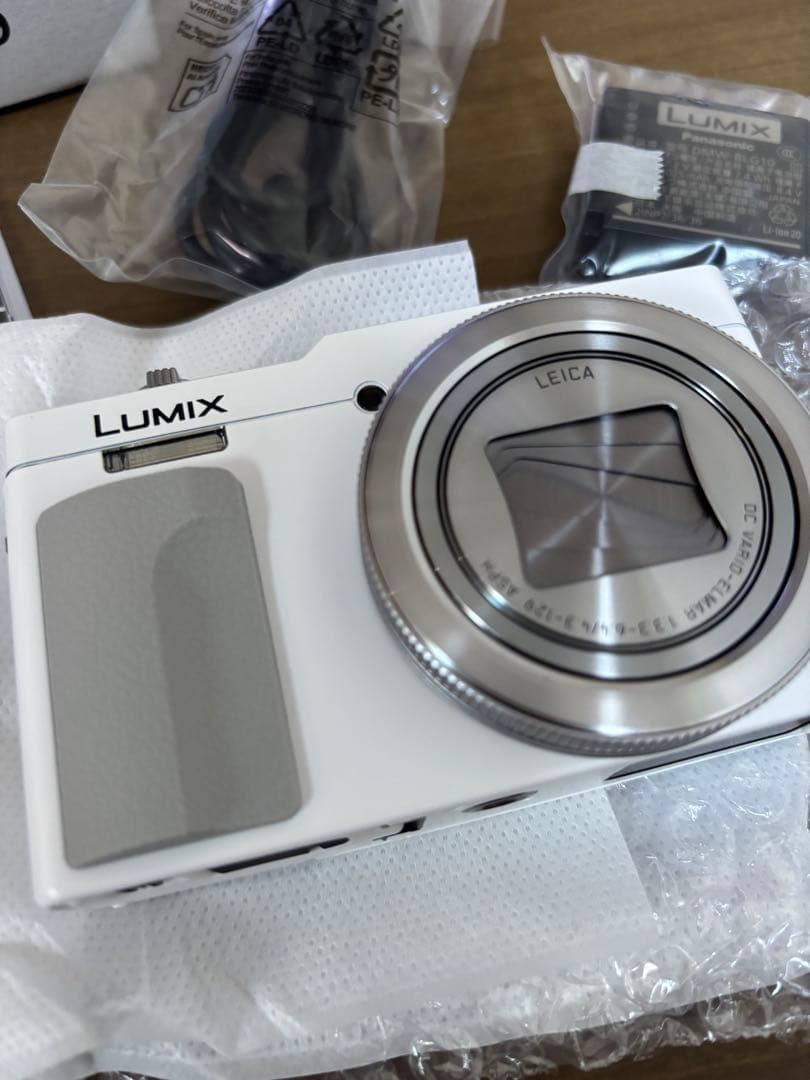 み*た様 Panasonic LUMIX DC-TZ99 ホワイト