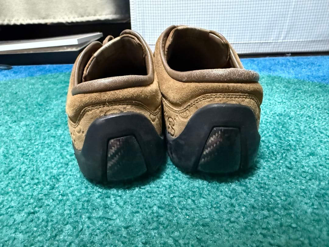 gucci スエード スニーカー