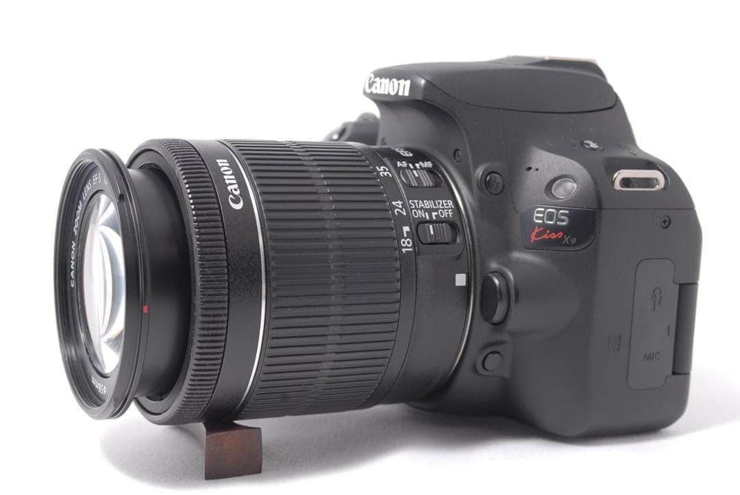 自撮り＆Wi-Fi❤️Canon EOS Kiss X9❤️高性能標準レンズセット