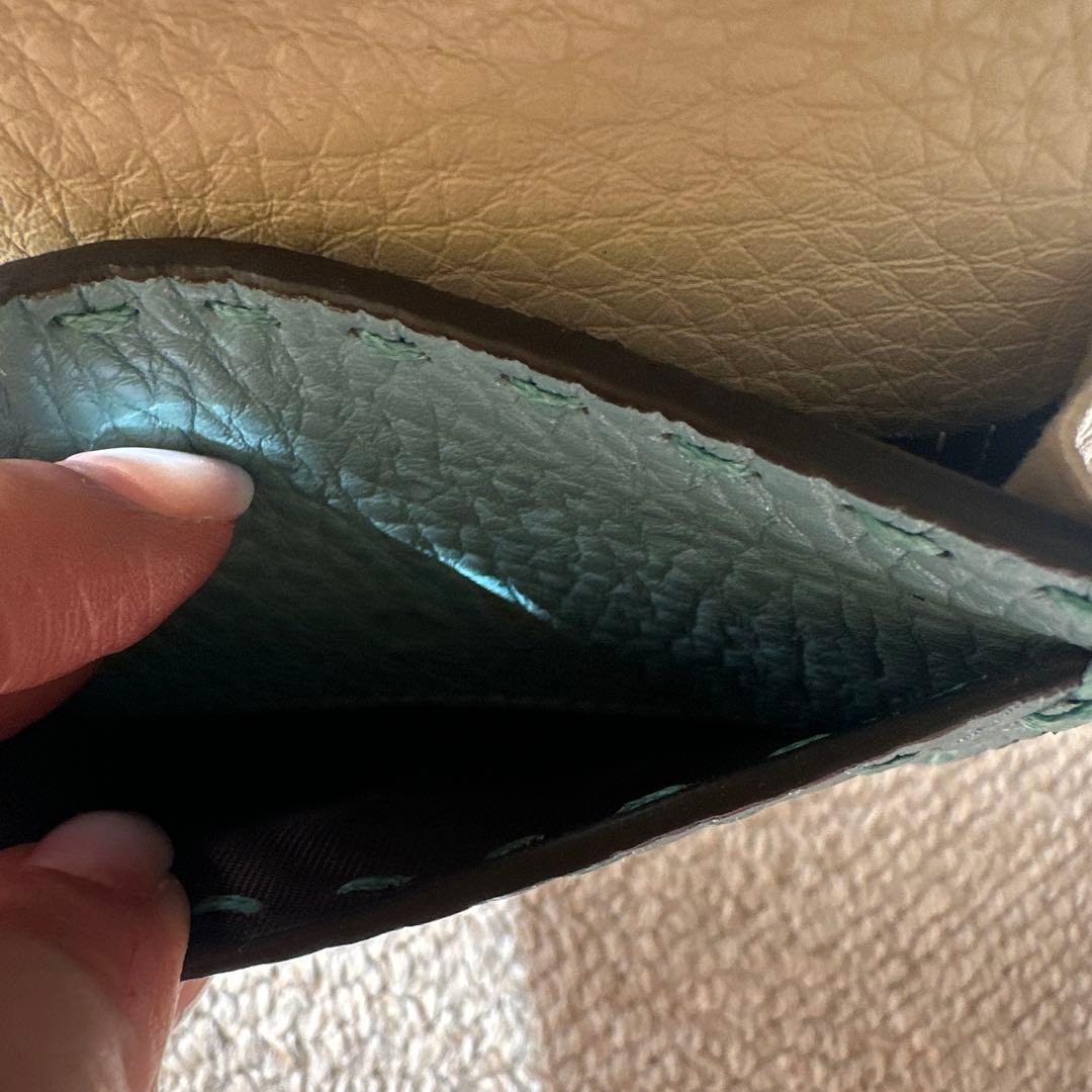 美品FENDI ミントグリーン 名刺入れ