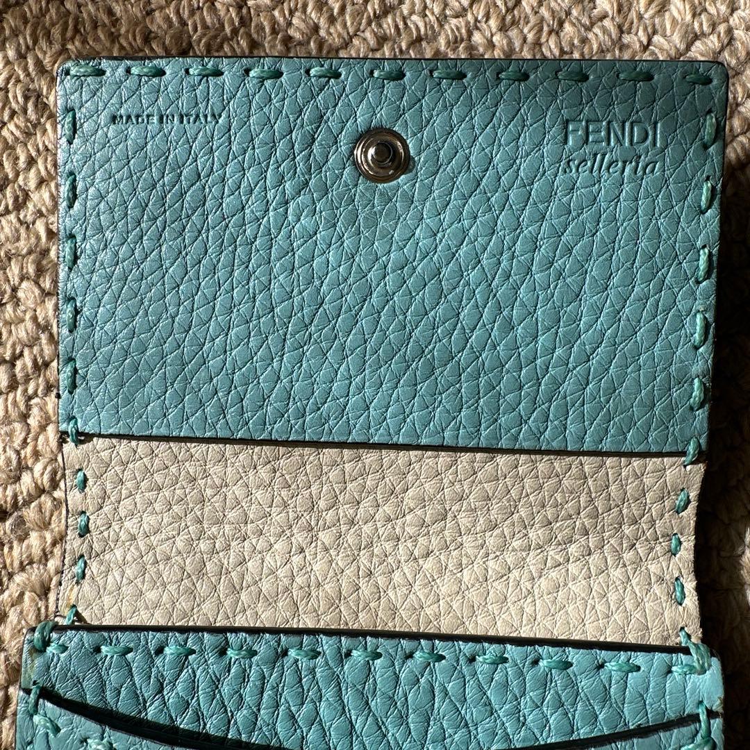 美品FENDI ミントグリーン 名刺入れ