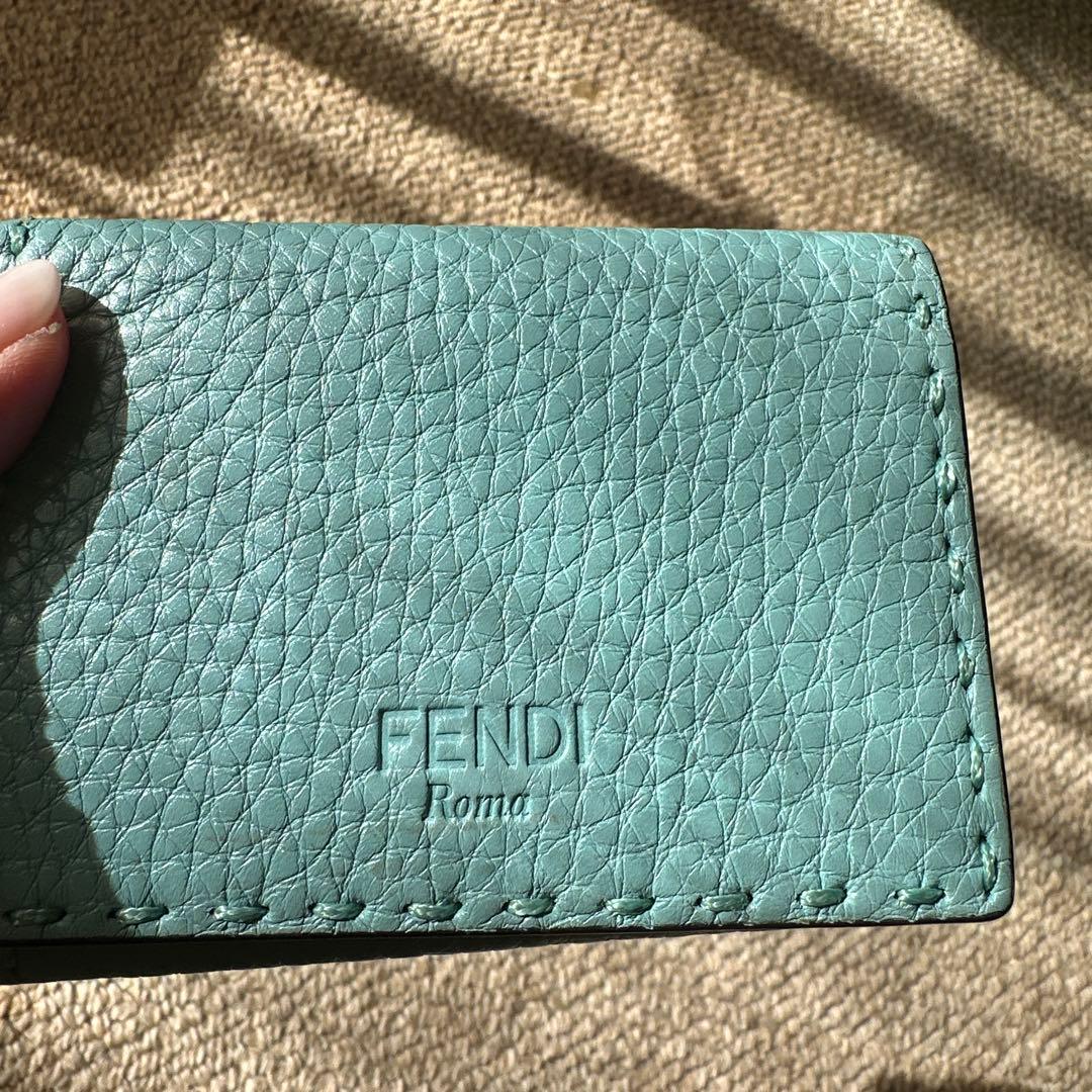 美品FENDI ミントグリーン 名刺入れ
