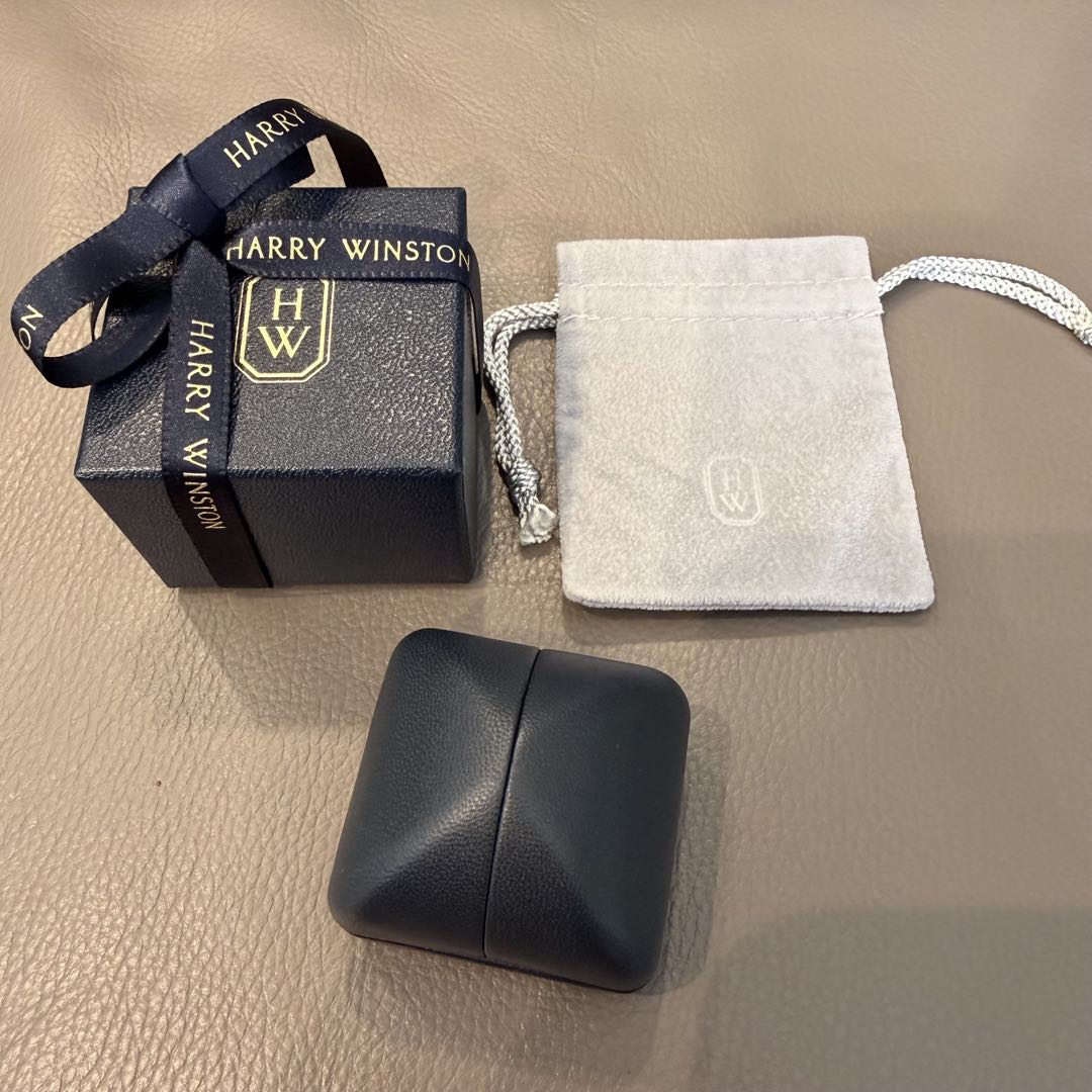 Harry Winston リングケース　婚約指輪　未使用