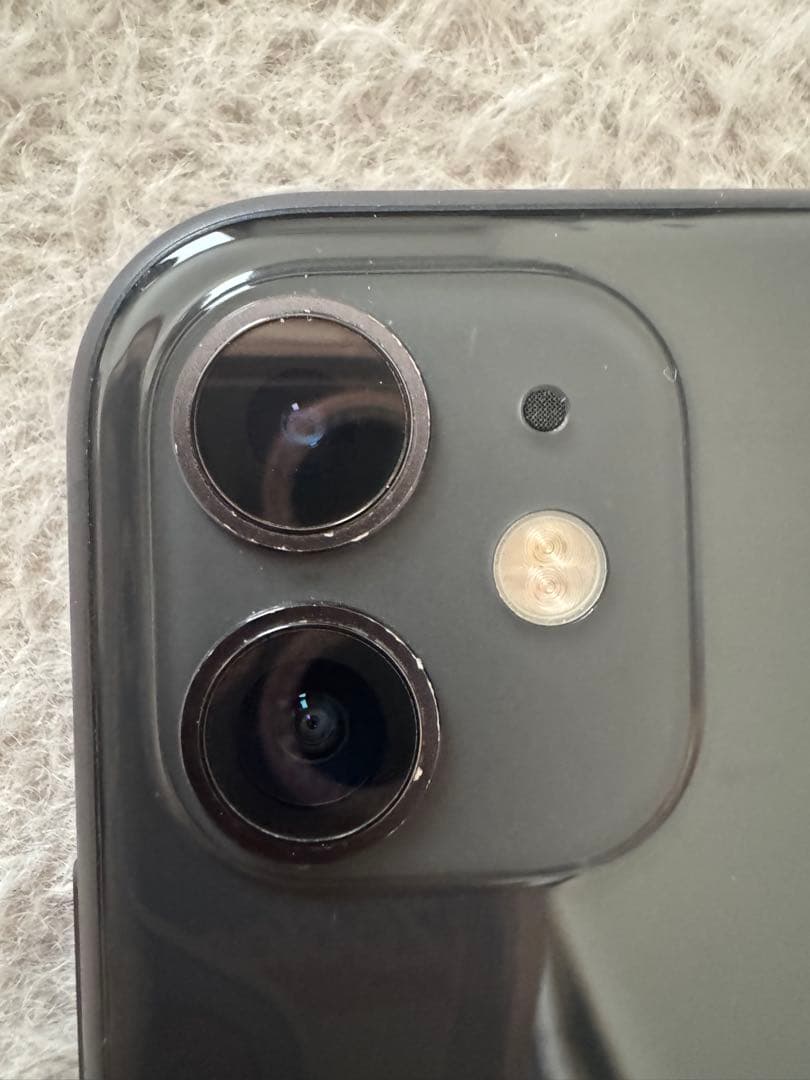 iPhone 11 ブラック 本体 SIMロック解除、初期化済み