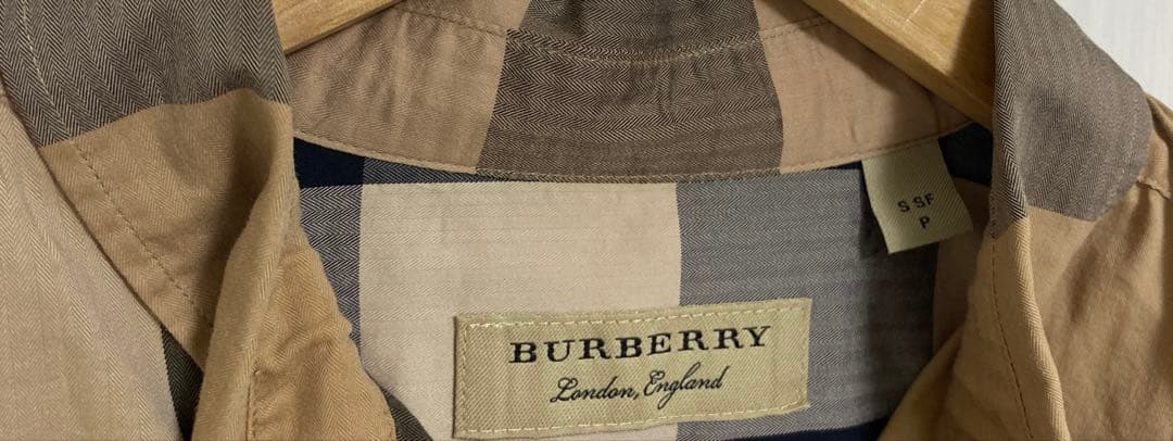 Burberry チェック　シャツ