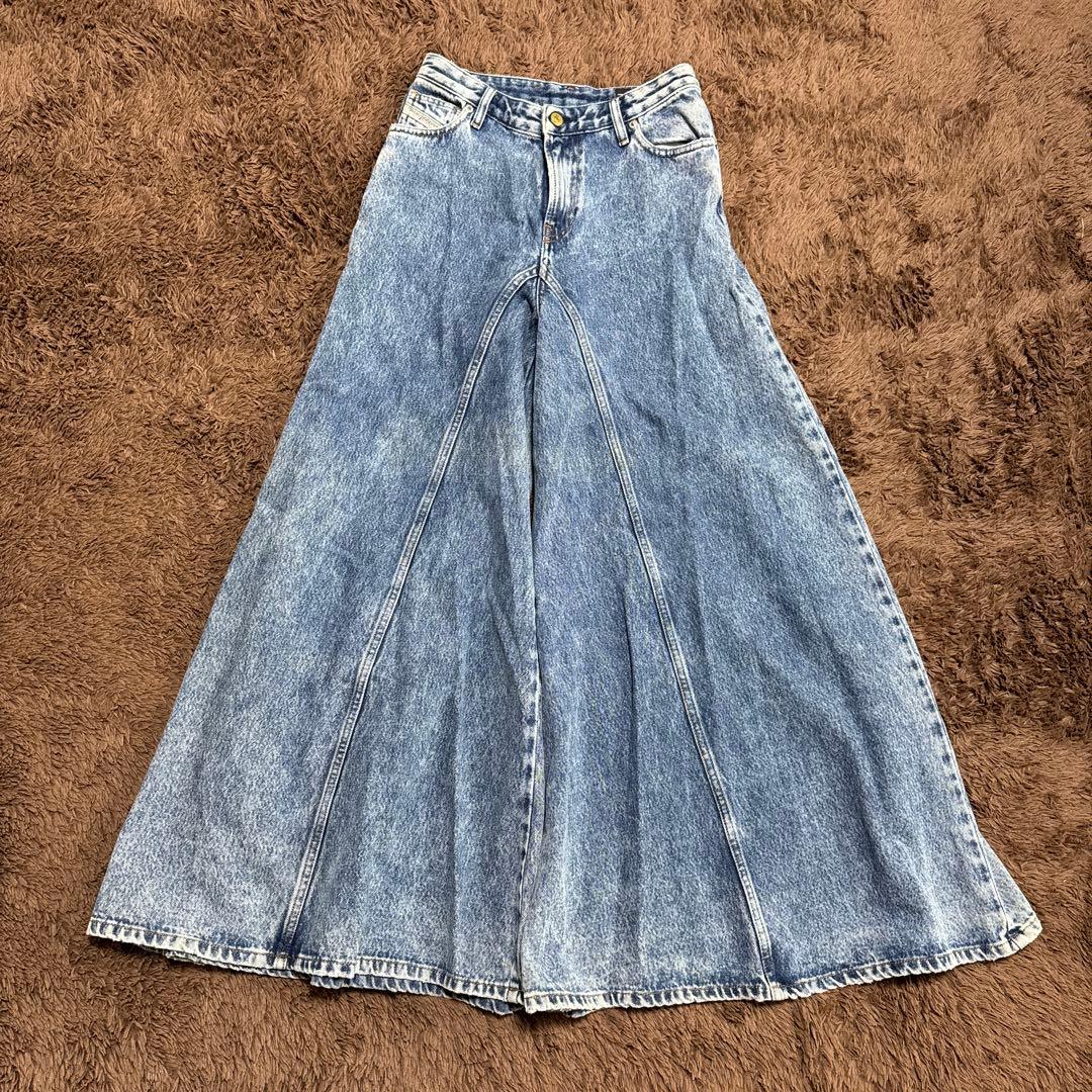 DIESELデニム ブーツカットフレアデニム ワイドパンツ