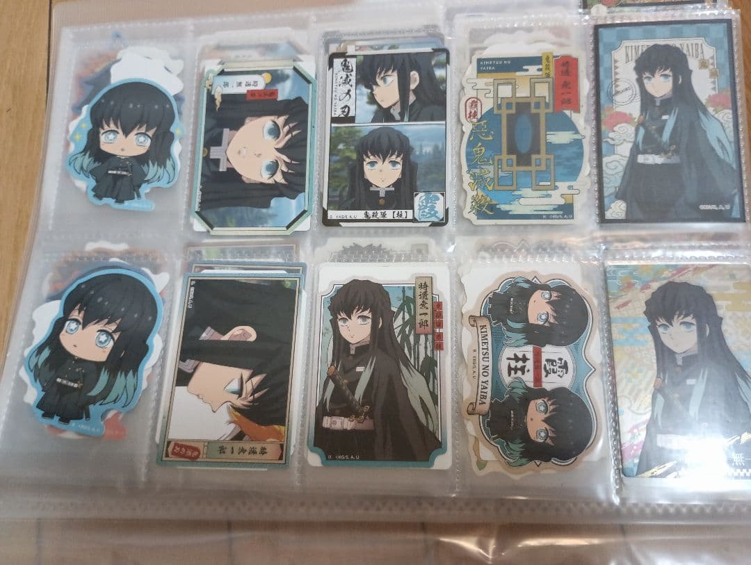 鬼滅の刃　ダイカットステッカー　まとめ売り　ステッカー　カードダス