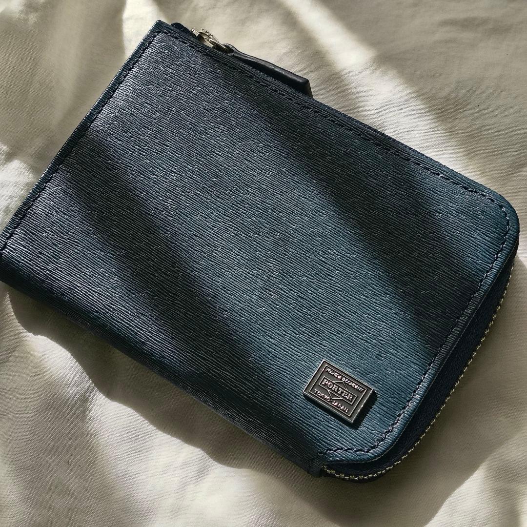 【未使用】上質レザーが映える、大人のネイビーPORTER カレント ケース