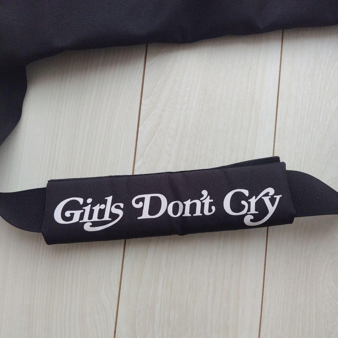Human Made　Girls don’t cry メッセンジャーバッグ