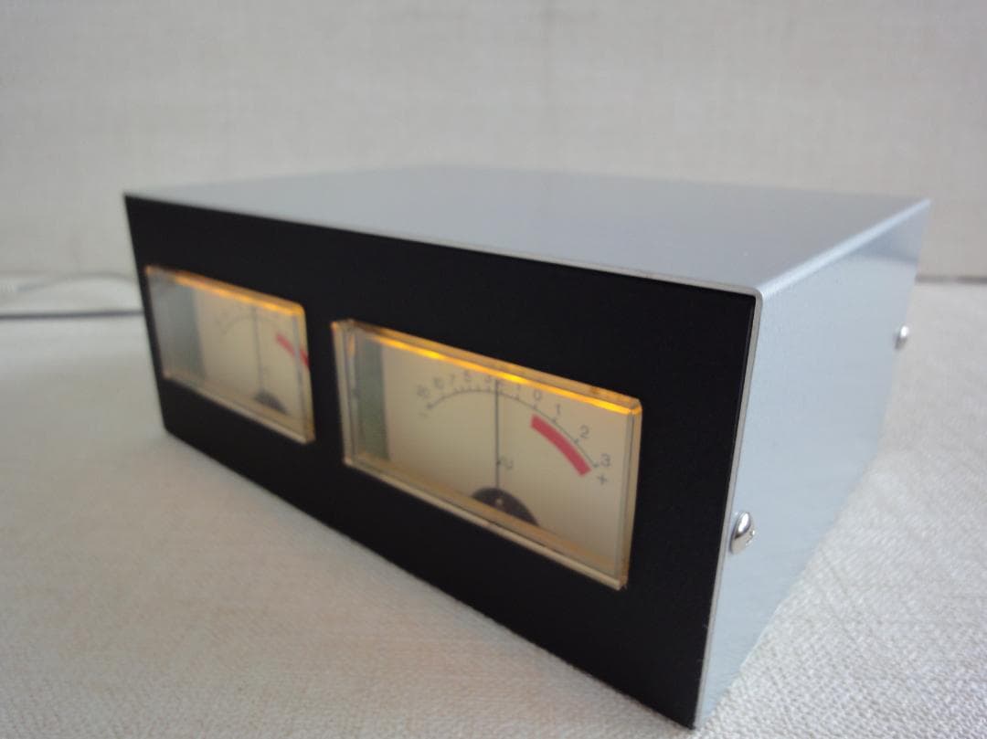 自作ステレオVUメーター220号機（YAMAHAワイド大型・ピーク付）