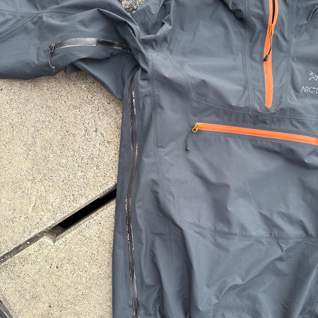 超メルカリ市　アークテリクス　アノラック