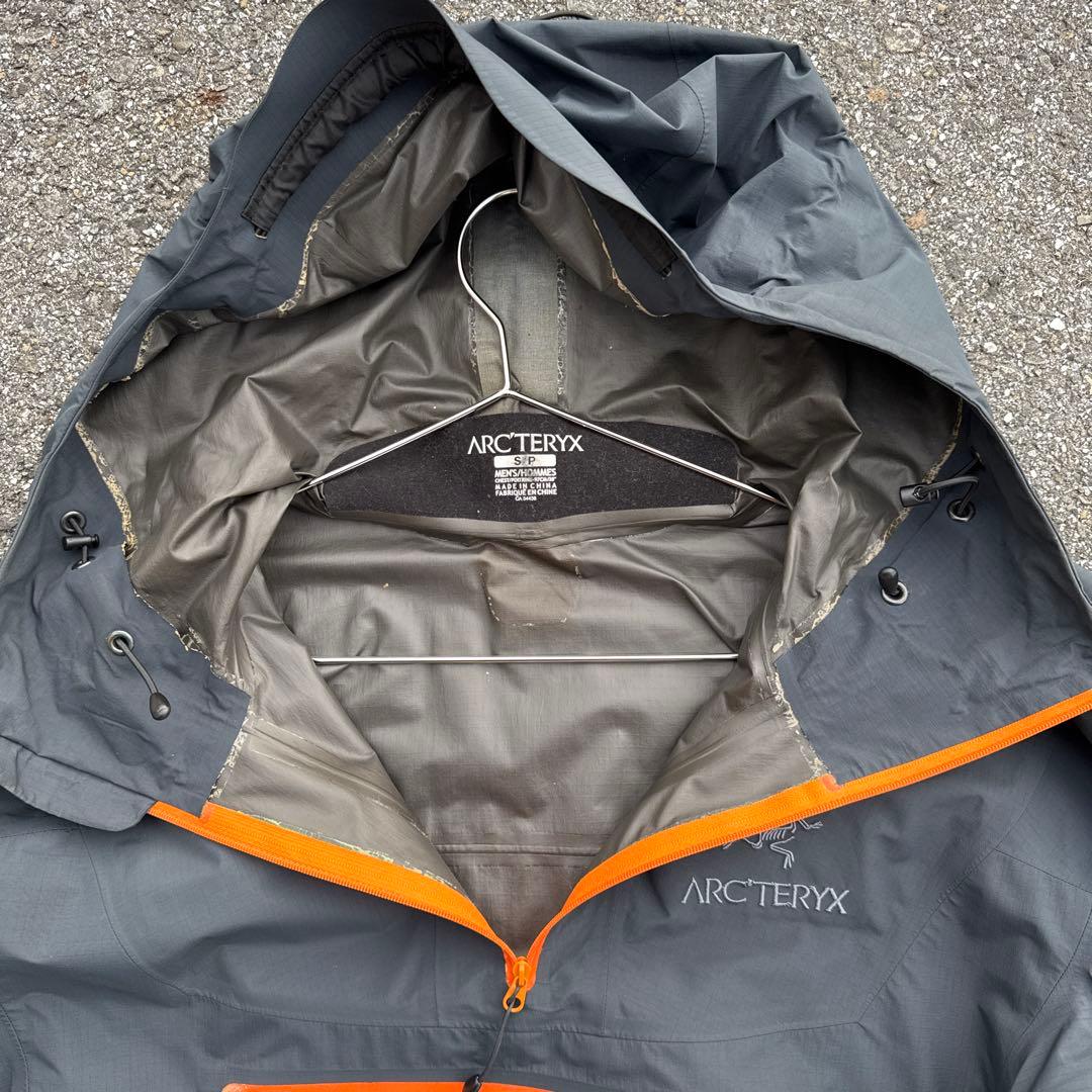 超メルカリ市　アークテリクス　アノラック