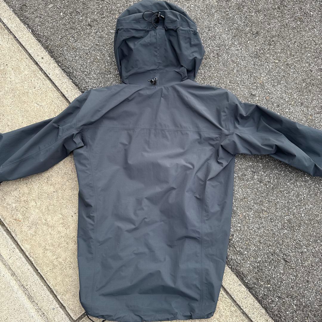 超メルカリ市　アークテリクス　アノラック