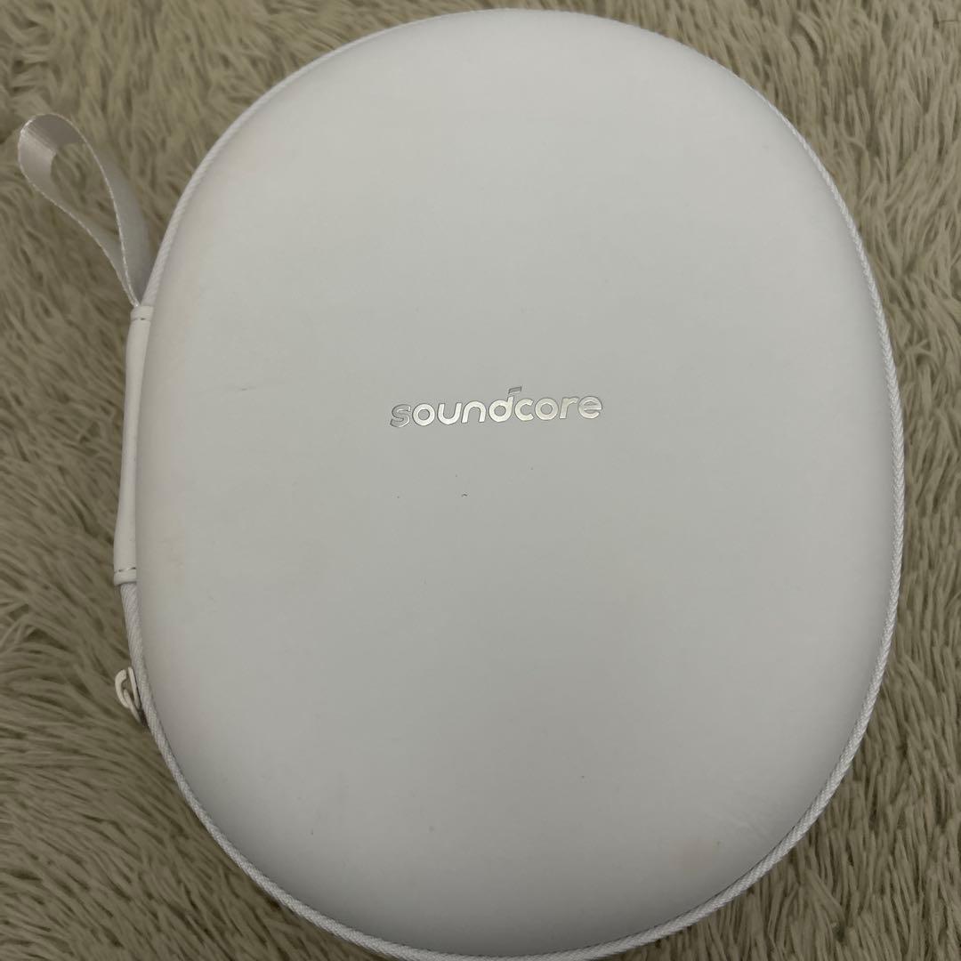 ホワイト ヘッドホン