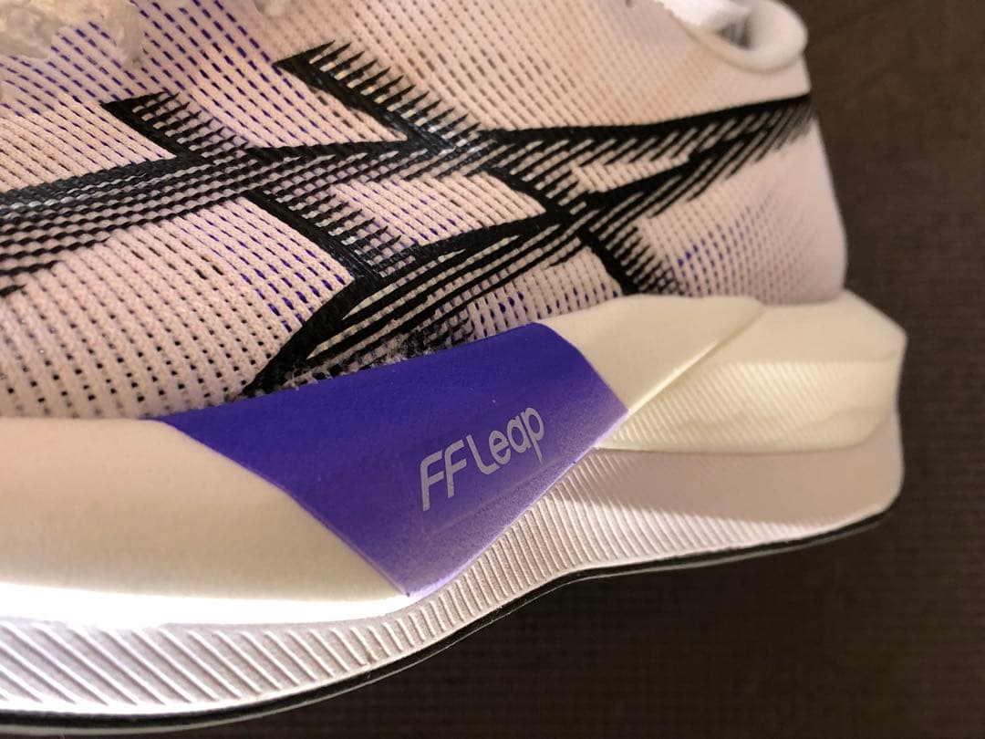 【AKI様用出品物】（箱無し）美品 asics マジックスピード5 26.5cm