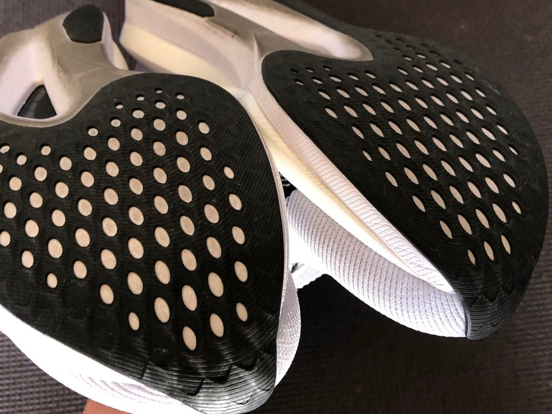 【AKI様用出品物】（箱無し）美品 asics マジックスピード5 26.5cm