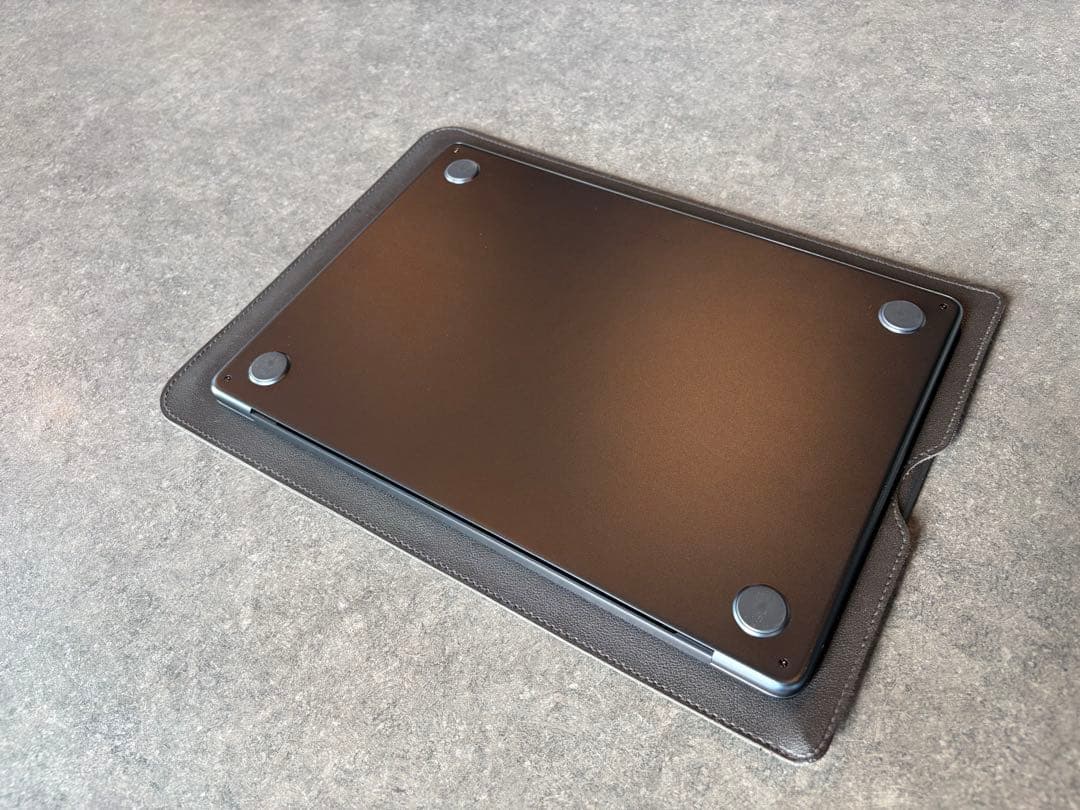 MacBook Air m2 本体　ミッドナイト　メモリ8GB 512GB