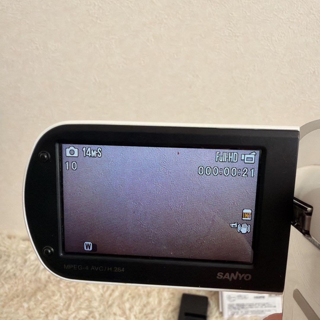 SANYO サンヨー デジカメ Xacti DMX−CG100 ホワイト