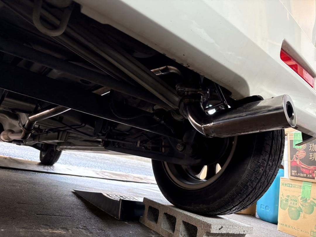 年末限定セール　mk32s スペーシア　レーシングマフラー